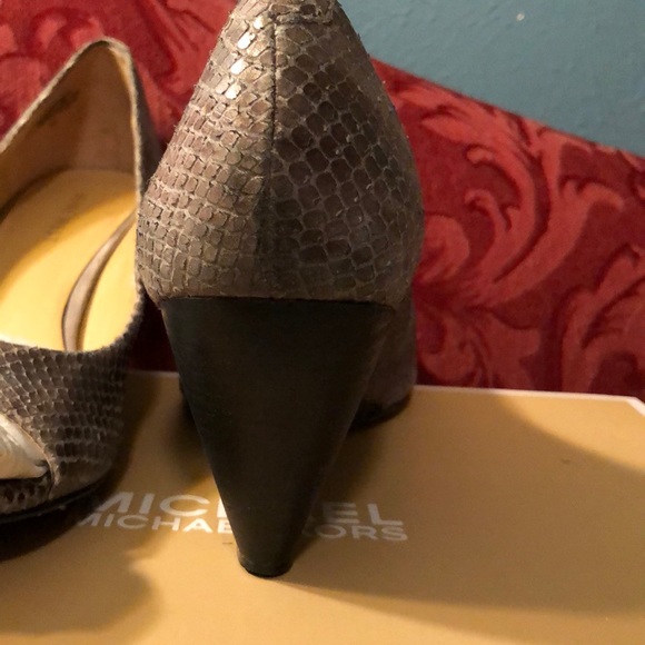 Nine West peep toe snake skin wedge - Picture 3 of 8